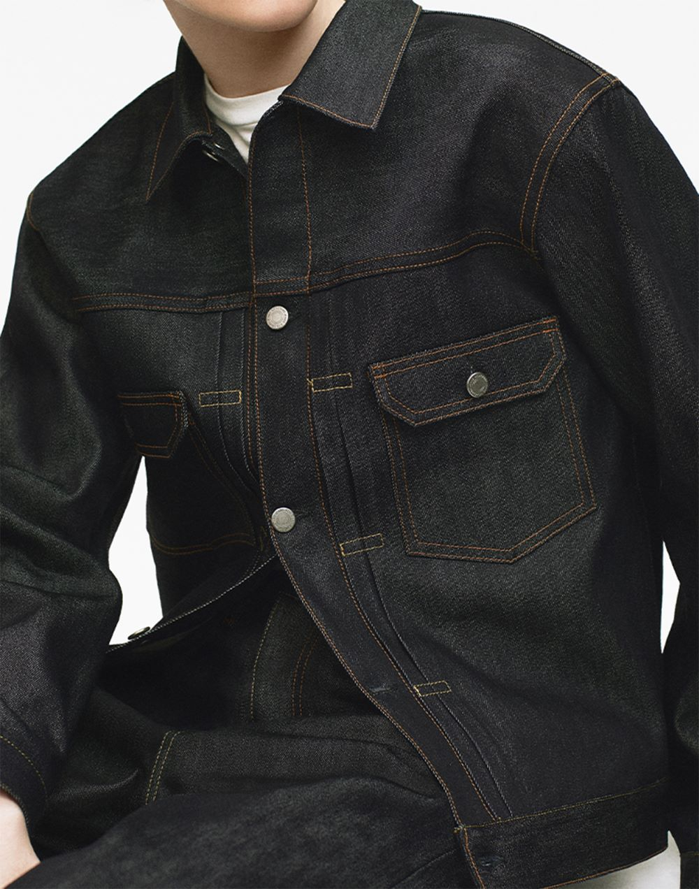 MOMOTARO JEANS