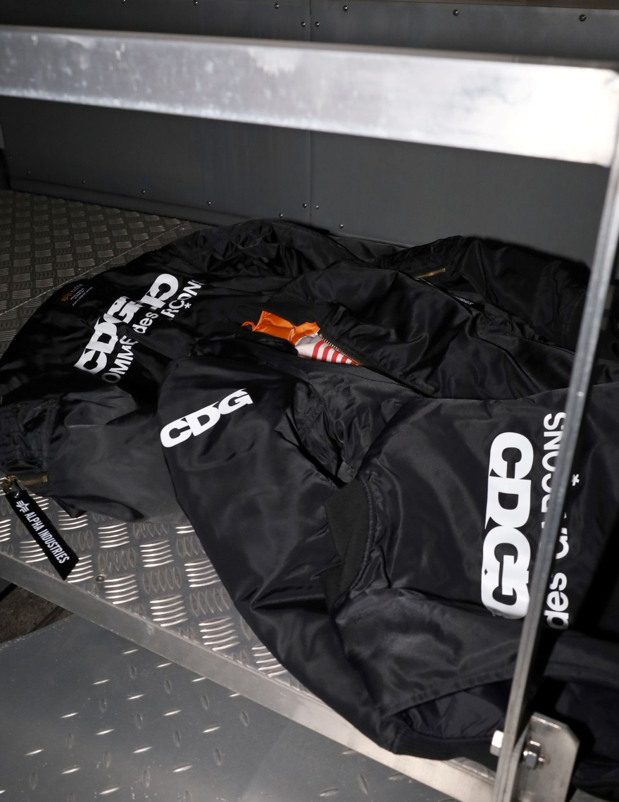 CDG POP UP STORE