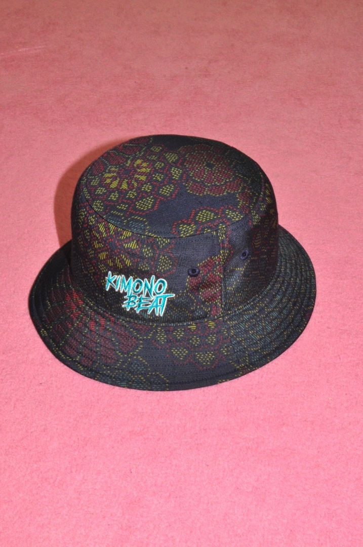 ANTOSTOKIO POP-UP STORE