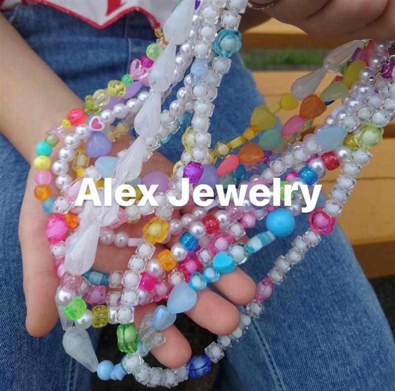 Alex Jewelry POP UP「From Beads To Diamond」
