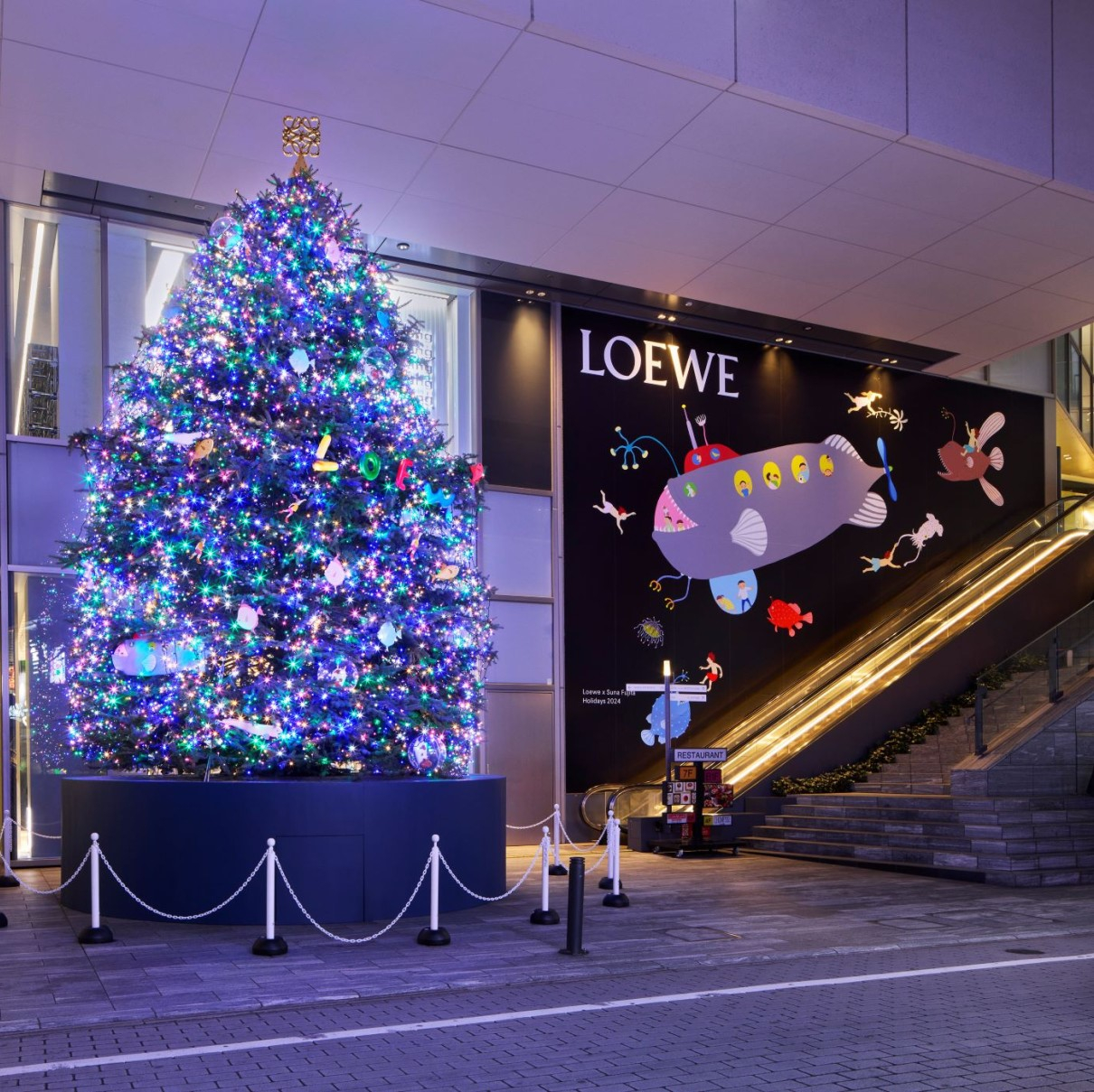 LOEWE HOLIDAY EXHIBITION