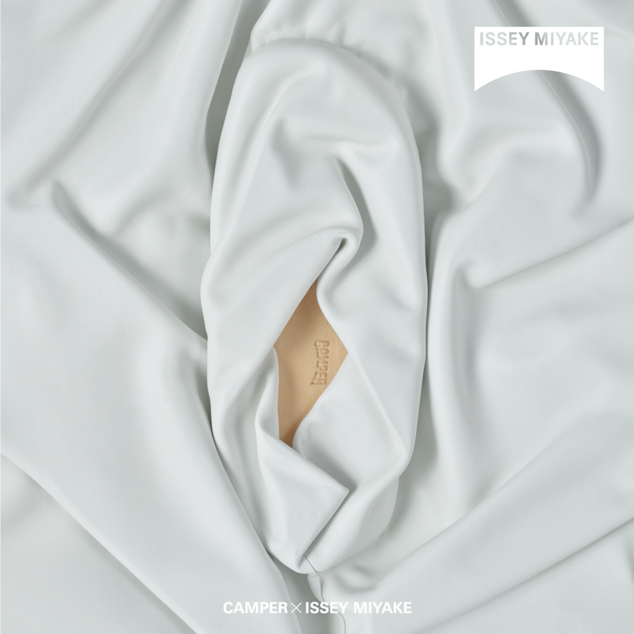 CAMPER × ISSEY MIYAKE