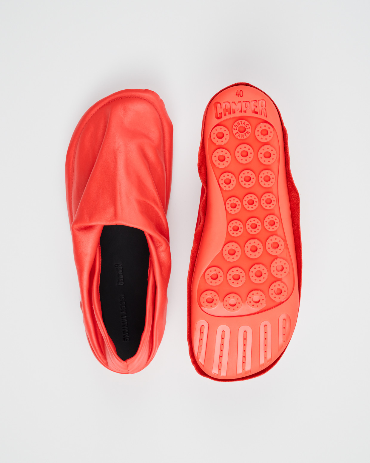CAMPER × ISSEY MIYAKE