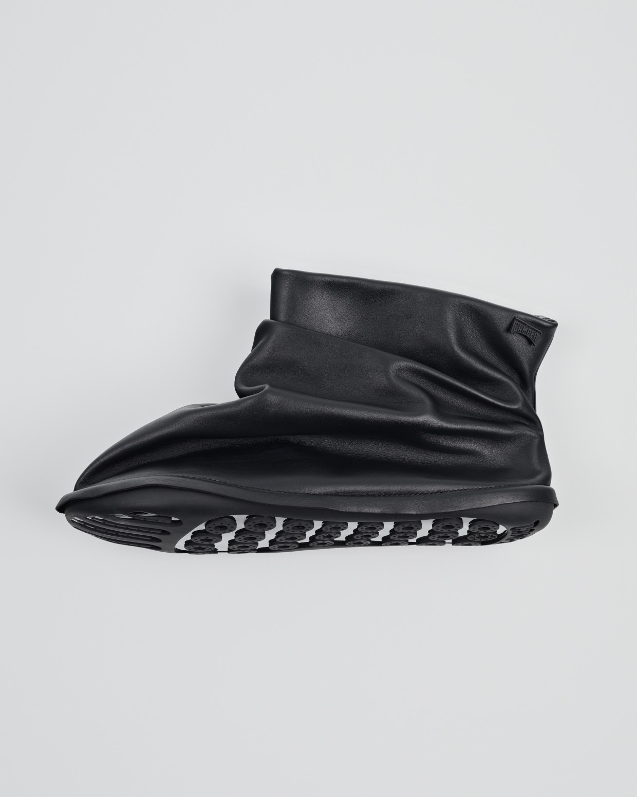CAMPER × ISSEY MIYAKE