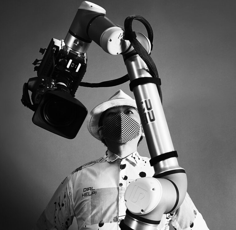 PBOX STND OPENING PARTY