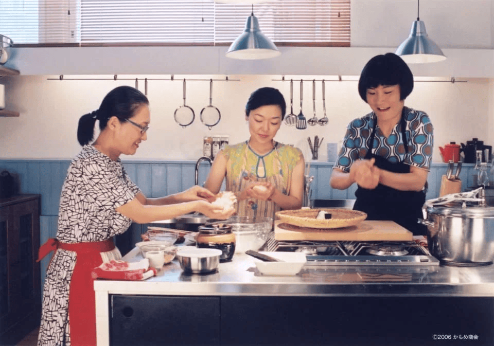 『深夜食堂』と『かもめ食堂』展 フードスタイリスト・ 飯島奈美さん20年の仕事と。