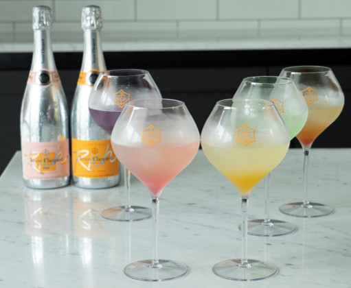 Veuve Clicquot × chompoo 콜라보레이션 개최