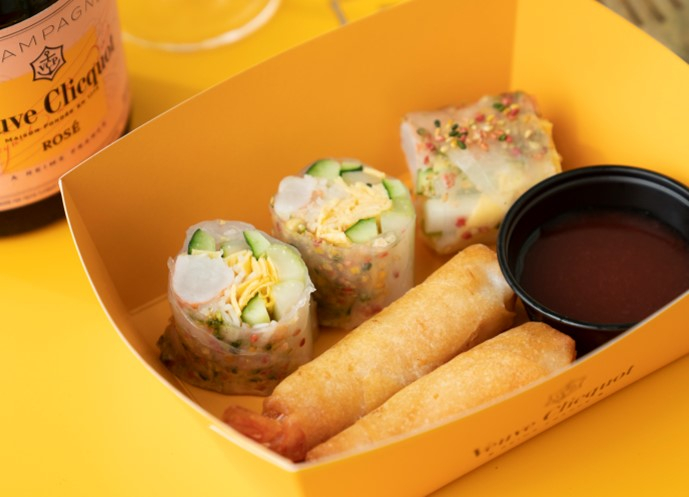Veuve Clicquot × chompoo 콜라보레이션 개최