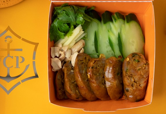 Veuve Clicquot × chompoo 콜라보레이션 개최