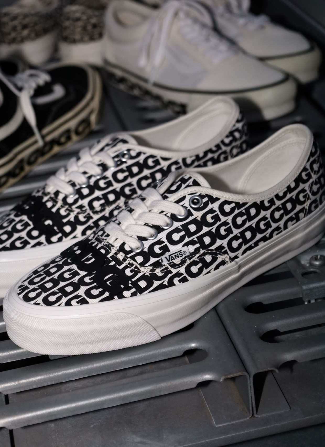 CDG POP UP STORE