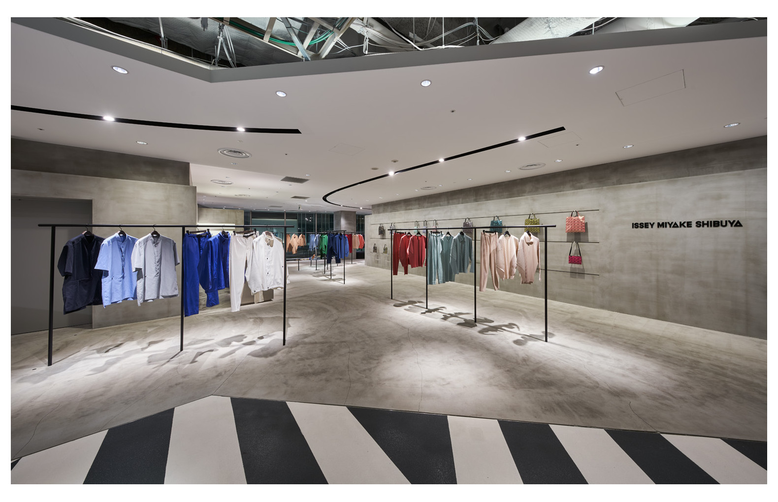 ISSEY MIYAKE SHIBUYA