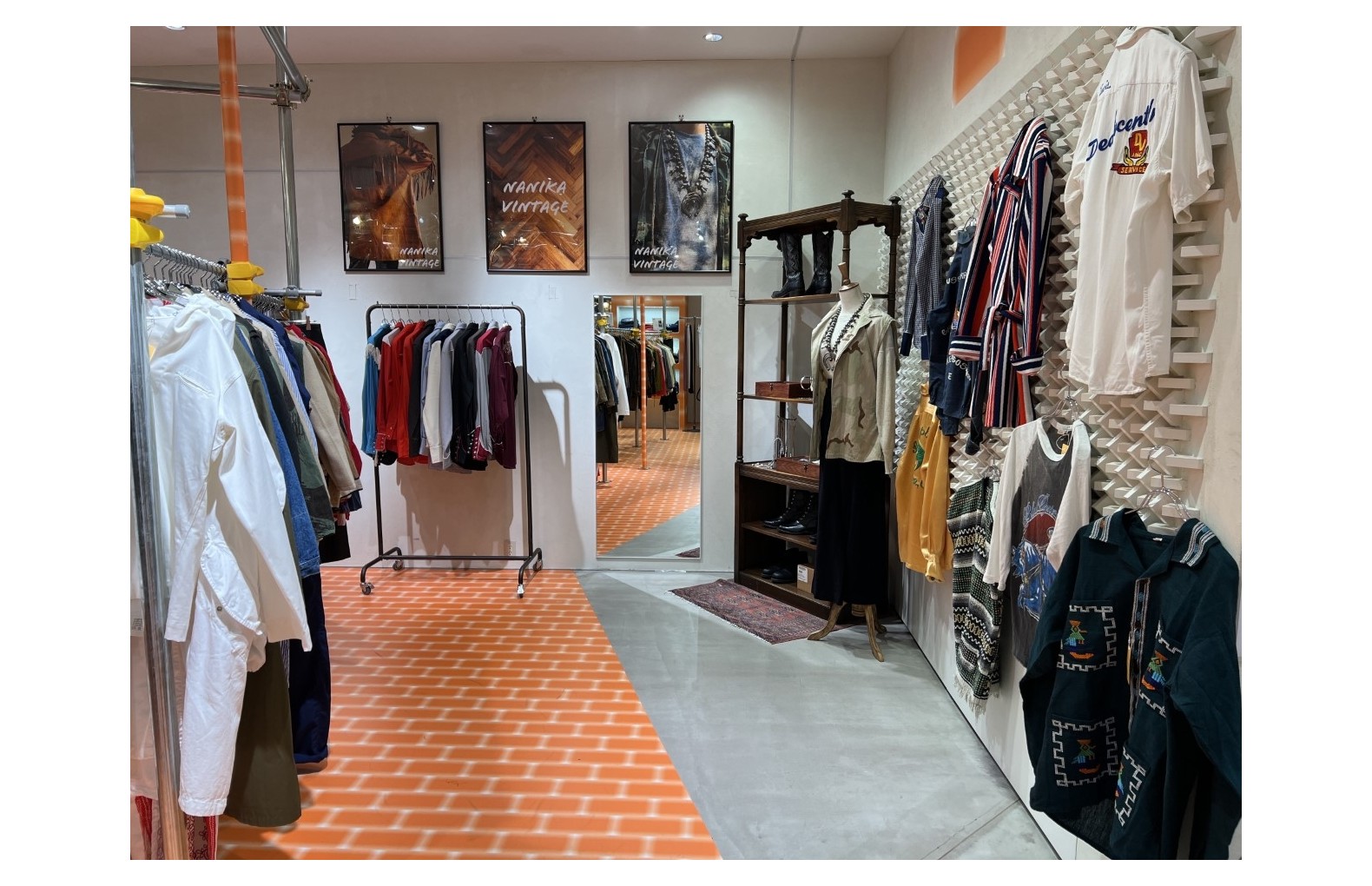 NANIKA VINTAGE(VCM MARKET BOOTH)