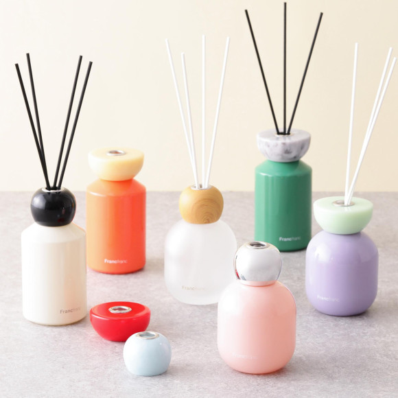 "Custom Fragrance" that allows you to create your favorite diffuser
