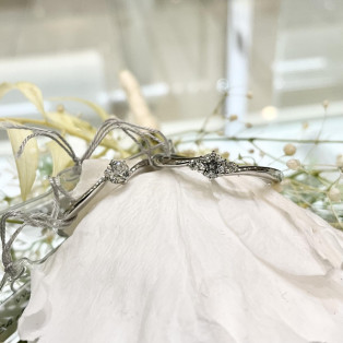 ご婚約指輪に新作が加わりました☆