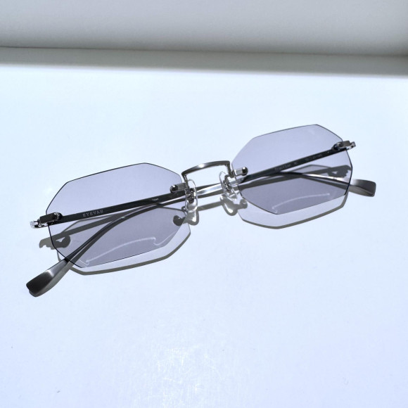 【EYEVAN】 Traction のご紹介