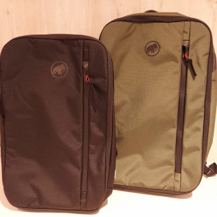 NEW ARRIVAL　マムート「セオントランスポータージャパンエクスクルーシブ」