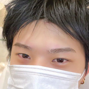 【学生必見】メンズ眉WAXで一気に垢抜け
