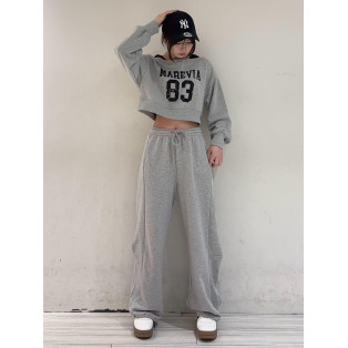ドッキングオフショルショートスウェット×カーブデザインスウェットパンツ