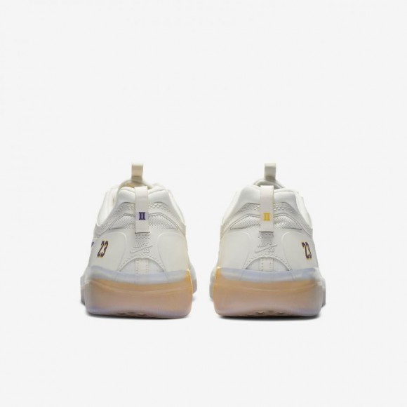 NIKESB　ナイジャフリー2 cu9220-400m01.jpg