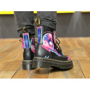 Dr.Martens Loveis Wiseデザイン厚底ブーツ