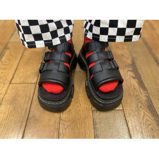 Dr.Martens 新作 MATTISON 3 ストラップ サンダル
