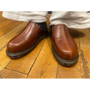 Dr.Martens 新作 SAN ミュール
