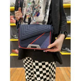 Dr.Martens 新作 7インチ サッチェル バッグ