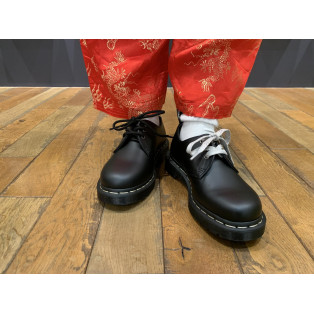 Dr.Martens 新作 日本限定 1461 グレーステッチ 3 ホールシューズ
