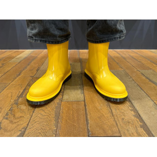 Dr.Martens 新作　1460 RAIN プル オン ブーツ