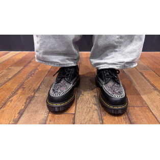 Dr.Martens 新作 LOWELL 4 ホール シューズ