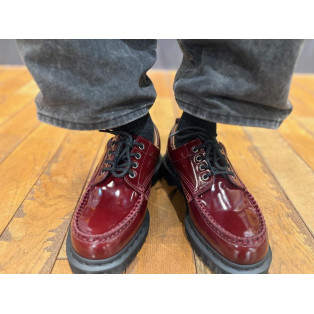 Dr.martens 新作　LOWELL 4 ホール シューズ