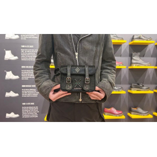 Dr.martens 新作　7インチ サッチェル バッグ