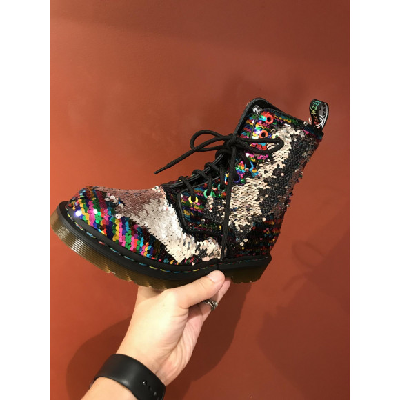 DRMARTENS 19SS新作 スパンコールシリーズ | ドクターマーチン ...