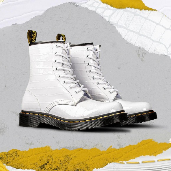 Dr.Martens 新作　クロコ柄ブーツ