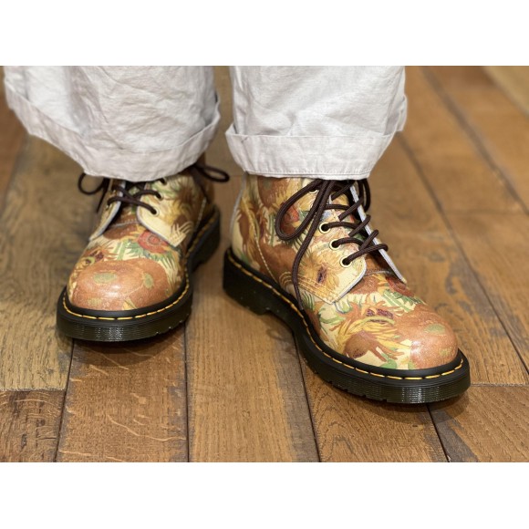 Dr.Martens　【ナショナルギャラリー】８ホールブーツ