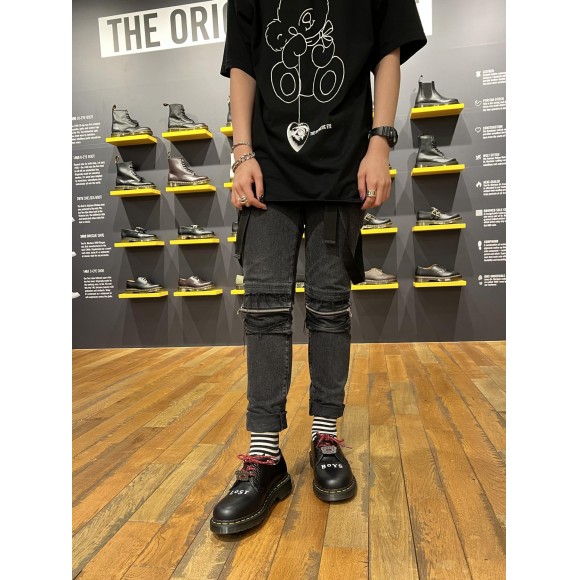 Dr.Martens ワーナーブラザーズ【ロストボーイ】コラボ３ホール