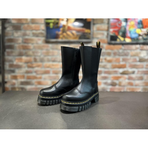 Dr.Martens ミドル丈チェルシーブーツ | ドクターマーチン・ショップ