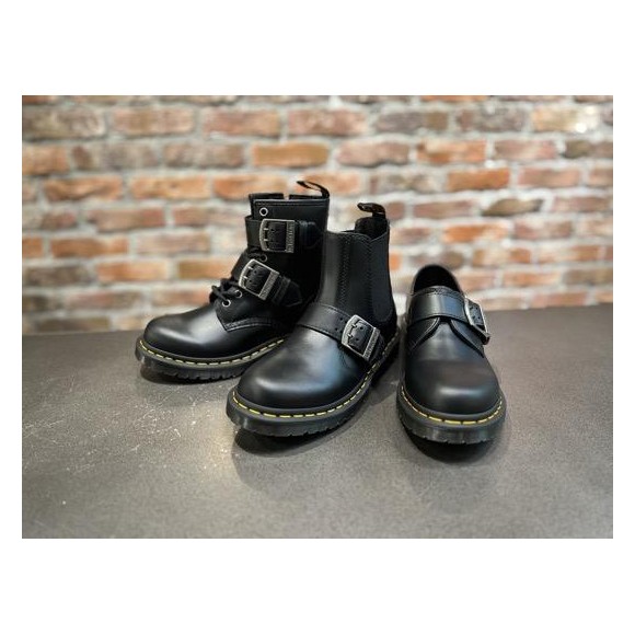 Dr.Martens 【新作】ベルト付きブーツ | ドクターマーチン・ショップ 