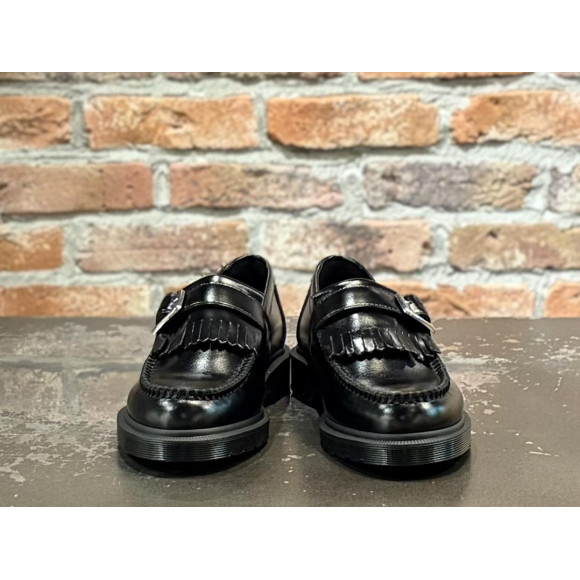 Dr.martens 新作　ADRIAN バックル ローファー