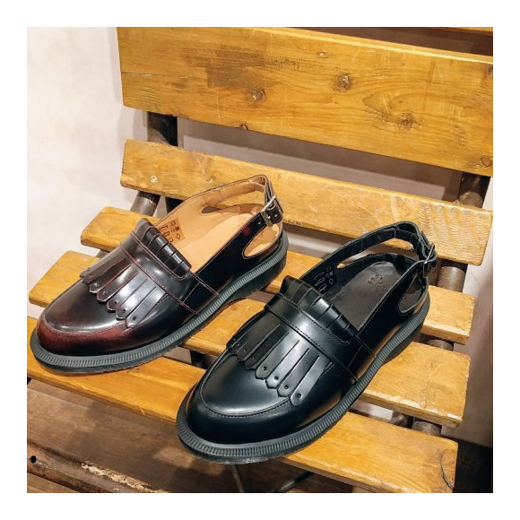 ローファー サンダル Dr.Martens ドクターマーチン靴/シューズ