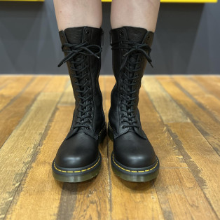 Dr.Martens 1B99 14ホールブーツ