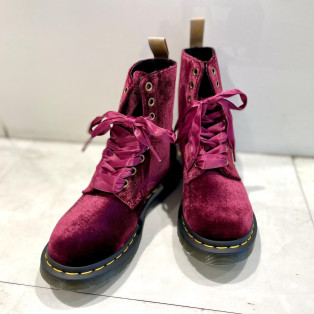 Dr.Martens 新作 1460 パスカル 8 ホール 