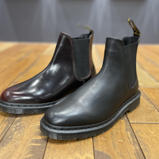 Dr.Martens 新作 GRAEME チェルシー ブーツ