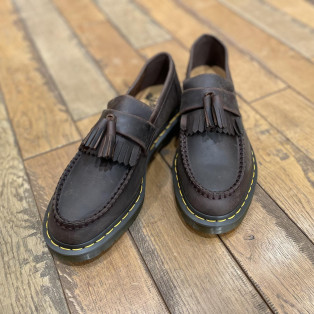 Dr.Martens 新作 Adrian Dark Brown