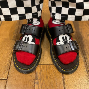 Dr.Martens 新作 JOSEF スライド サンダル