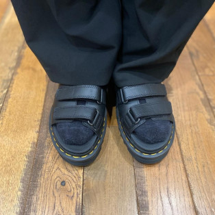 Dr.Martens 新作 RAINE スライド サンダル