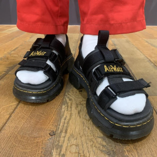 Dr.Martens PEARSON マルチストラップ サンダル