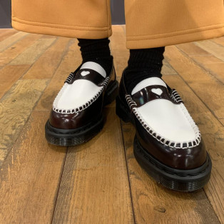 Dr.Martens 新作 PENTON HEART ローファー シューズ