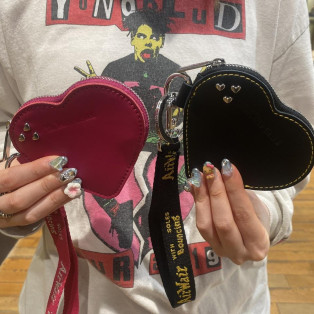 Dr.Martens 新作　【ハートパース】　【アスレティック ロゴ ソックス】