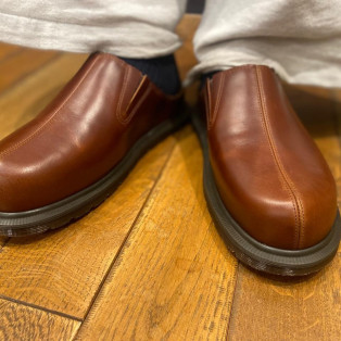 Dr.Martens 新作 SAN ミュール